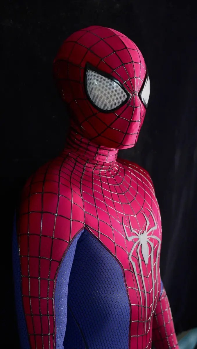 V5 Suit